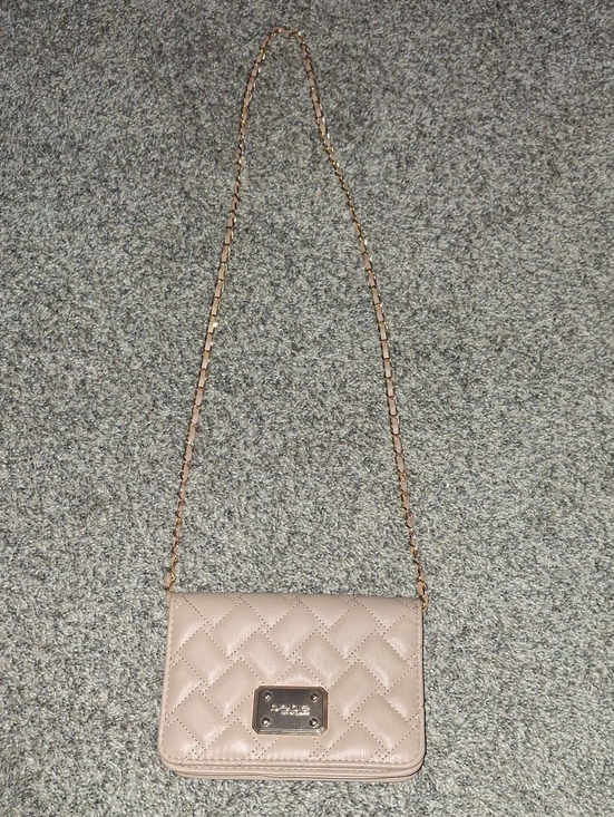 Handbags - Quilted Beige Chain Crossbody Bag - Women